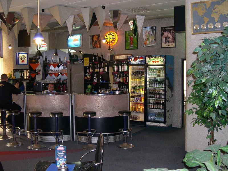 Garni Hotel Junior ברטיסלאבה מראה חיצוני תמונה