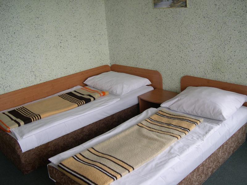 Garni Hotel Junior ברטיסלאבה מראה חיצוני תמונה