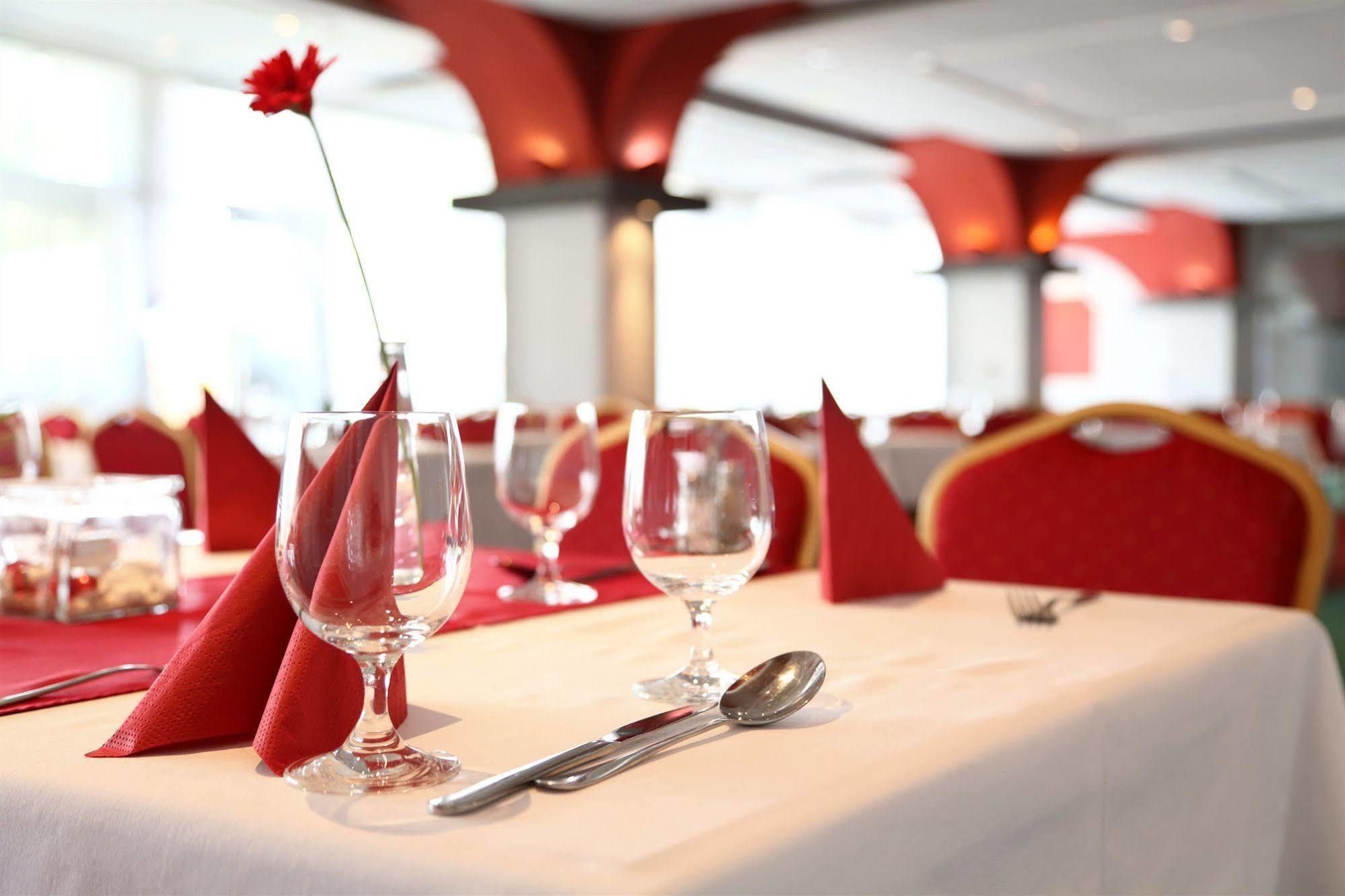 Garni Hotel Junior ברטיסלאבה מראה חיצוני תמונה